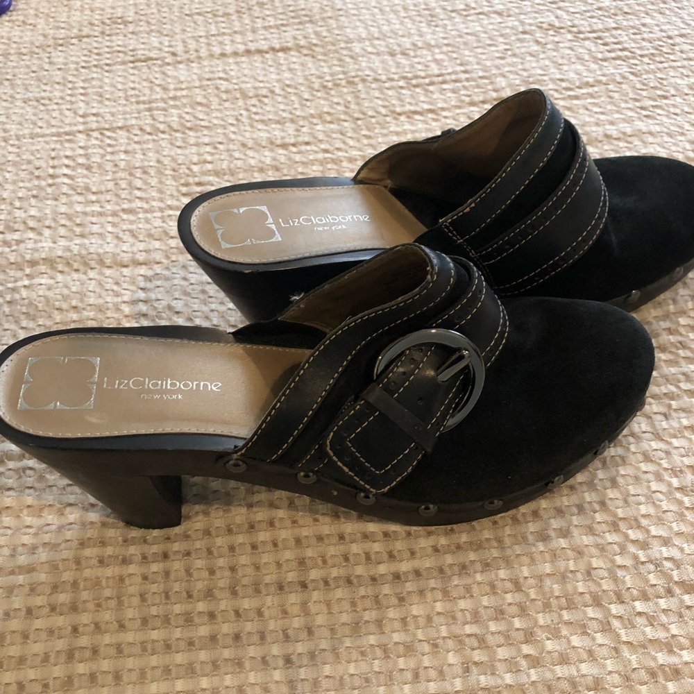 Clogs - Picture 2 of 2